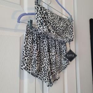 NWT Zaful Matching Summer Set Cropped Top With Shorts